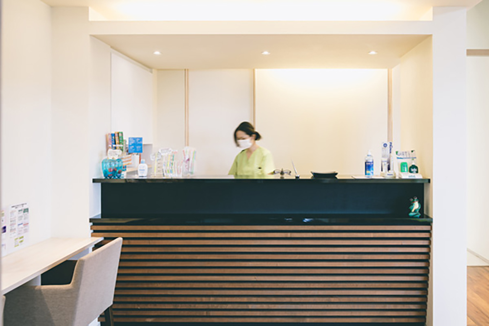 広々としたカウンター